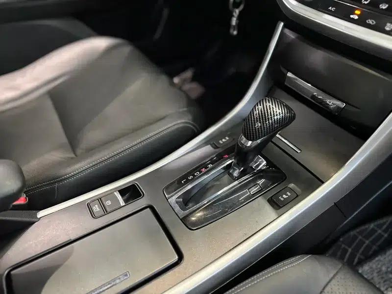 2015 Honda Accord 2.0L LXS Elite Edition — миниатюра 25