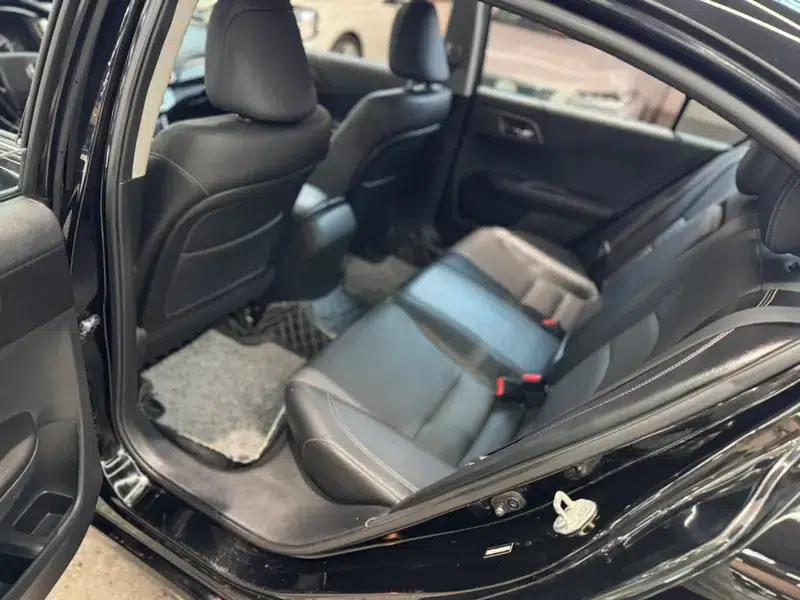2015 Honda Accord 2.0L LXS Elite Edition — миниатюра 33