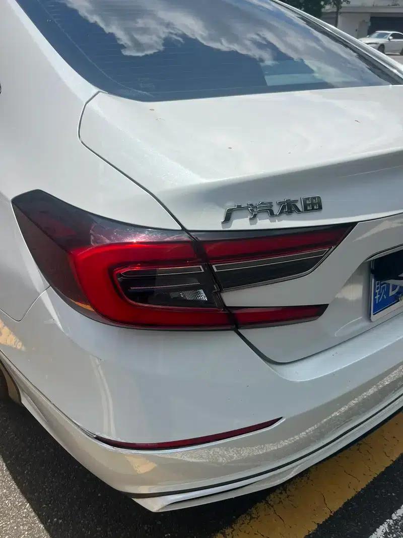 2022 Honda Accord Hybrid 2.0L Elite Edition — миниатюра 13