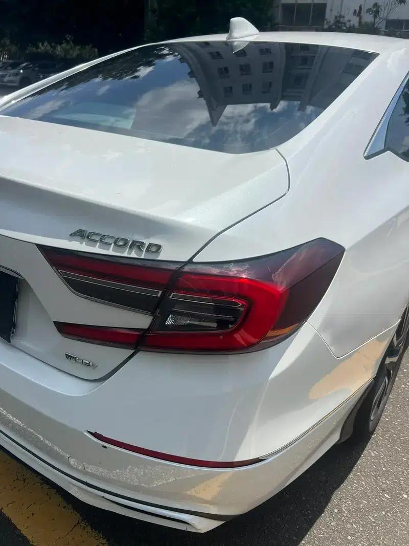 2022 Honda Accord Hybrid 2.0L Elite Edition — миниатюра 14
