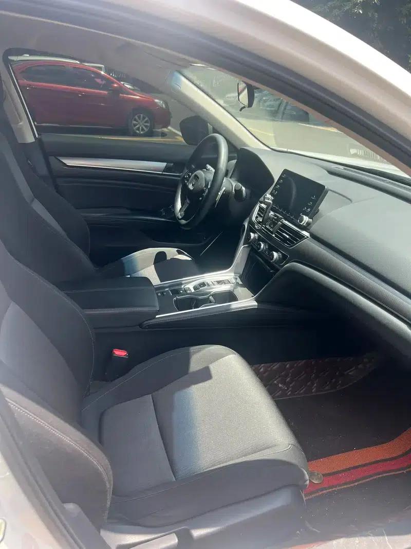 2022 Honda Accord Hybrid 2.0L Elite Edition — миниатюра 10