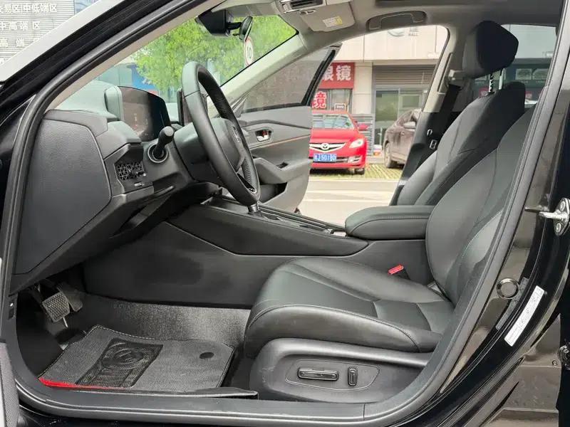 2024 Honda Accord 260TURBO Luxury Edition — миниатюра 18