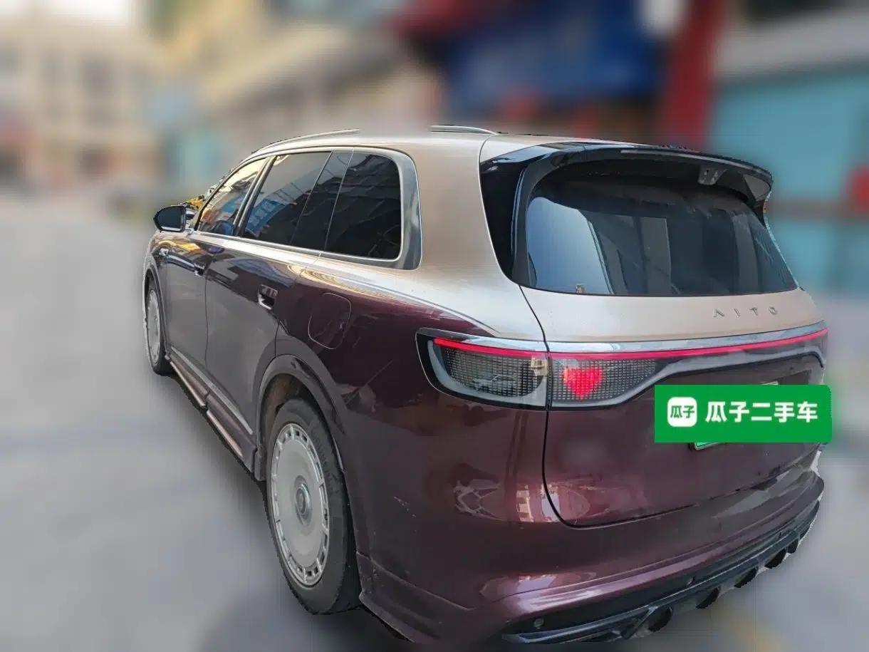 Hima AITO M8 2025 Extended-Range Ultra Version 53.4 kWh 6-Seater Edition — миниатюра 4