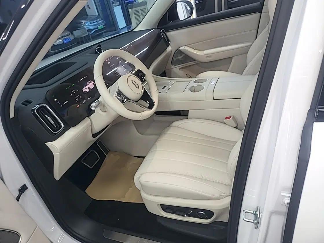 Hima AITO M8 2025 Extended-Range Max+ Version 53.4 kWh 6-Seater Edition — миниатюра 18