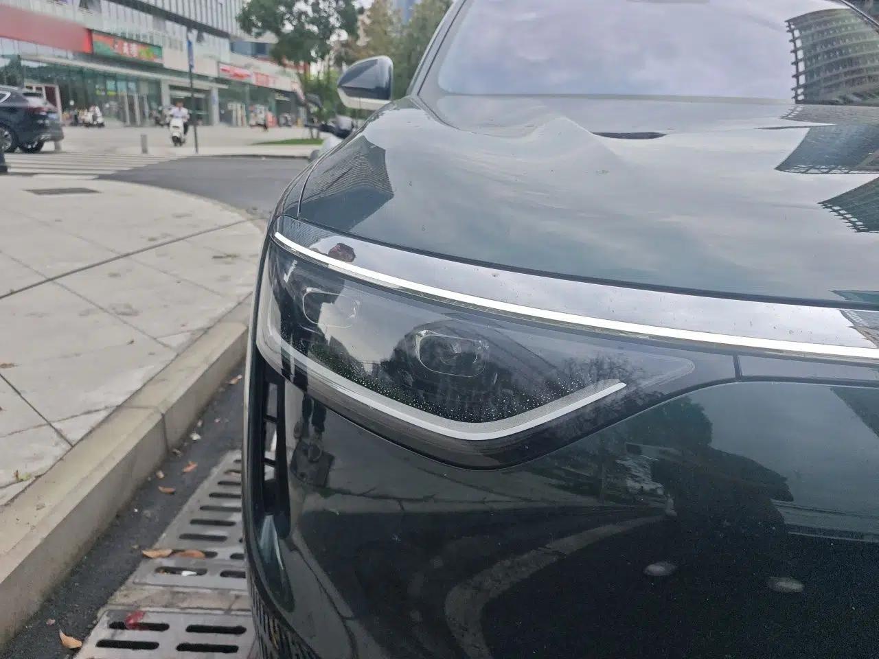 Hima AITO M8 2025 Extended-Range Ultra Version 53.4 kWh 6-Seater Edition — миниатюра 7