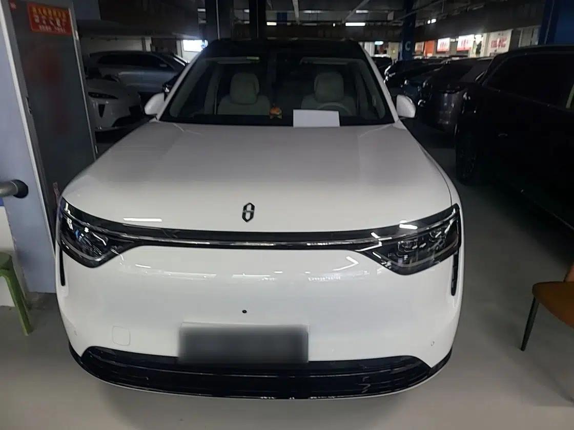 Hima AITO M8 2025 Extended-Range Max+ Version 53.4 kWh 5-Seater Edition — миниатюра 2