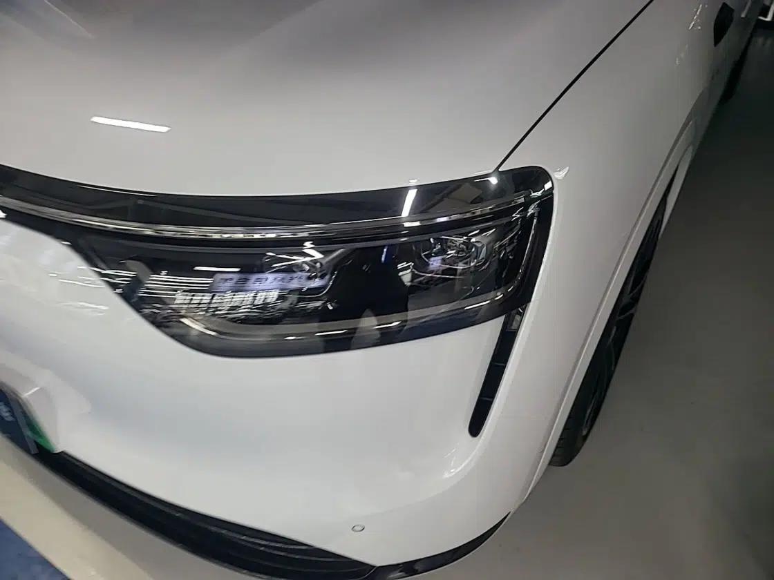 Hima AITO M8 2025 Extended-Range Max+ Version 53.4 kWh 5-Seater Edition — миниатюра 8