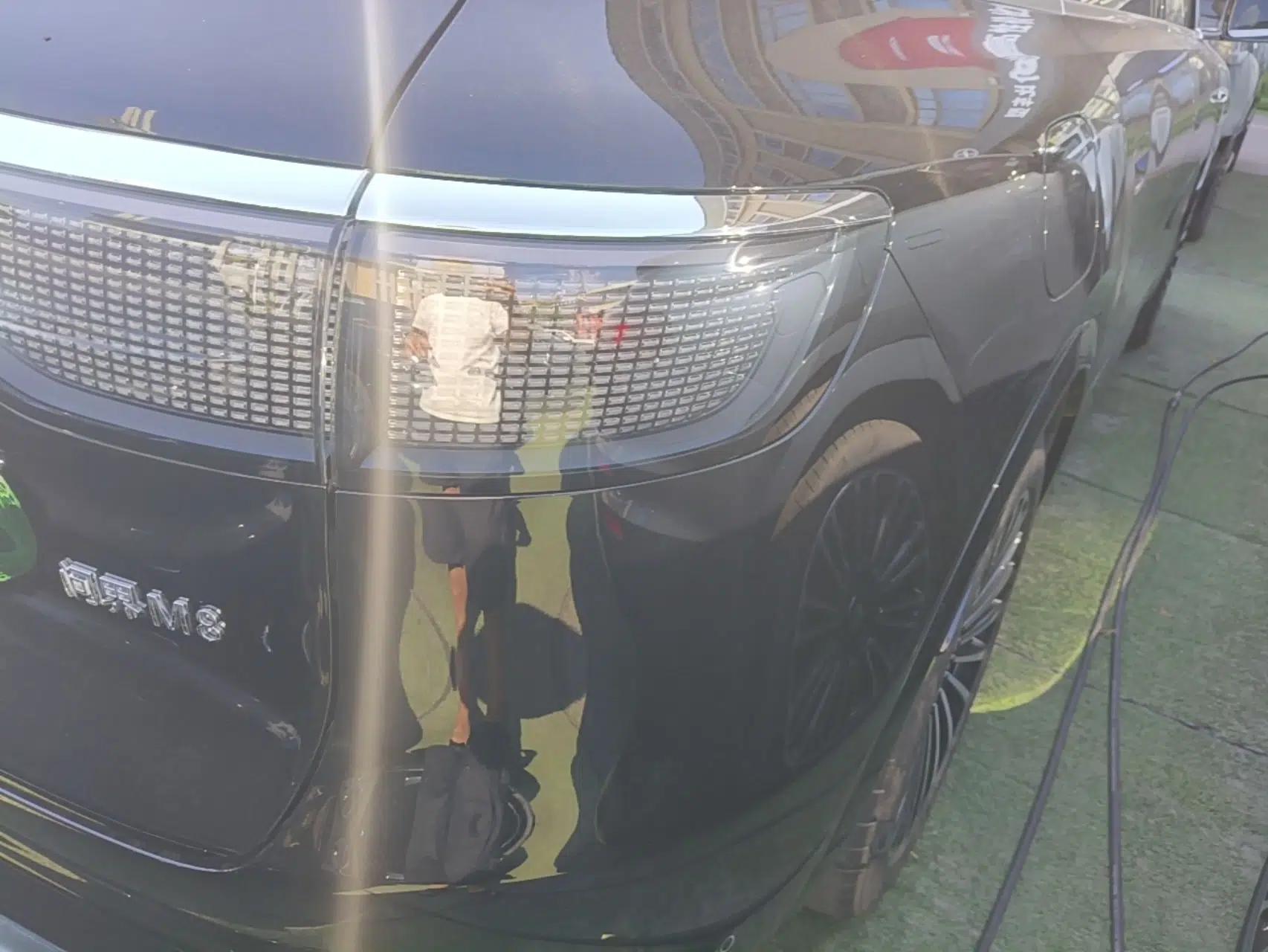 Hima AITO M8 2025 Extended-Range Ultra Version 53.4 kWh 5-Seater Edition — миниатюра 9