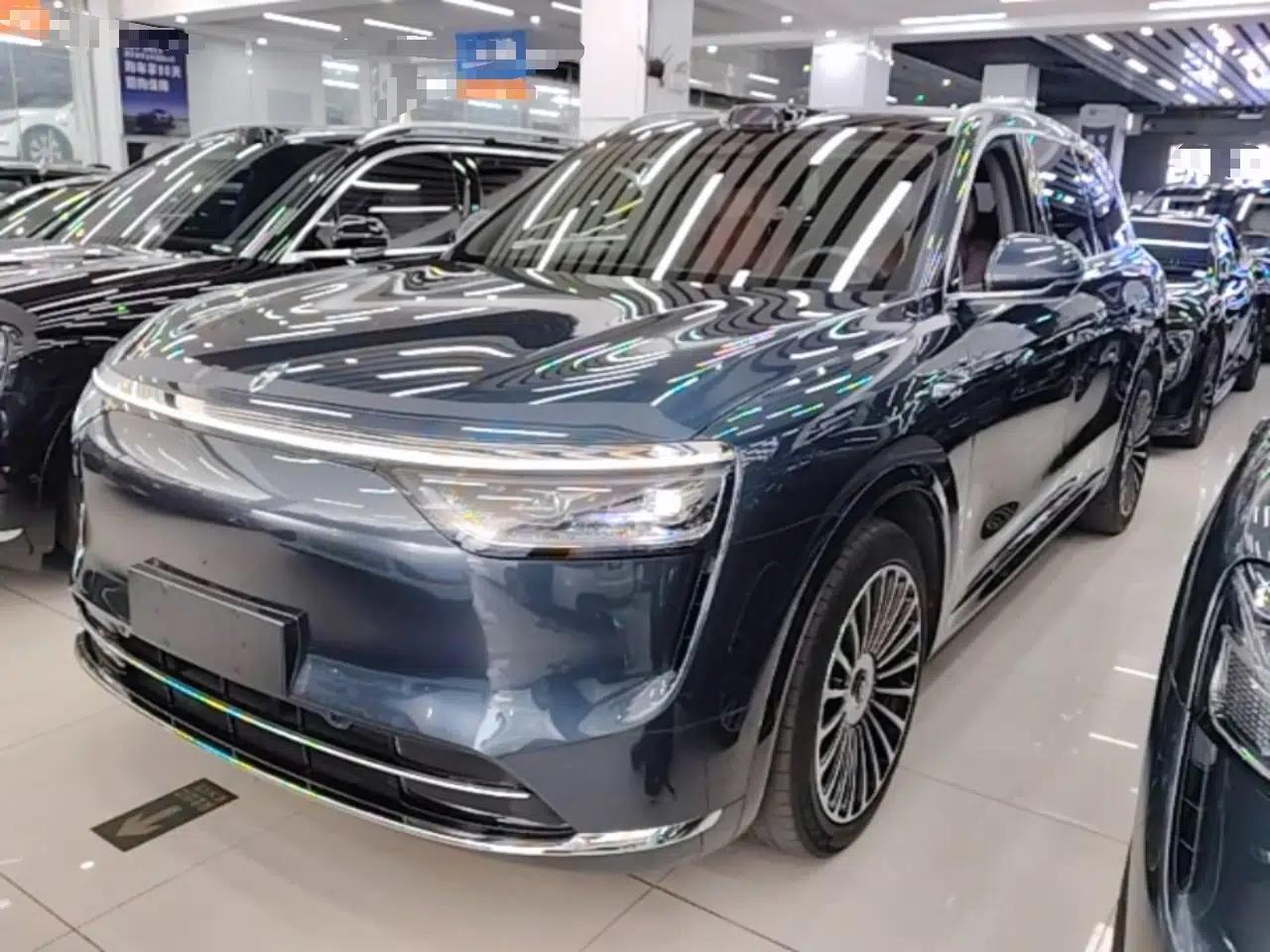 Hima AITO M8 2025 Extended-Range Ultra Version 53.4 kWh 5-Seater Edition — миниатюра 1