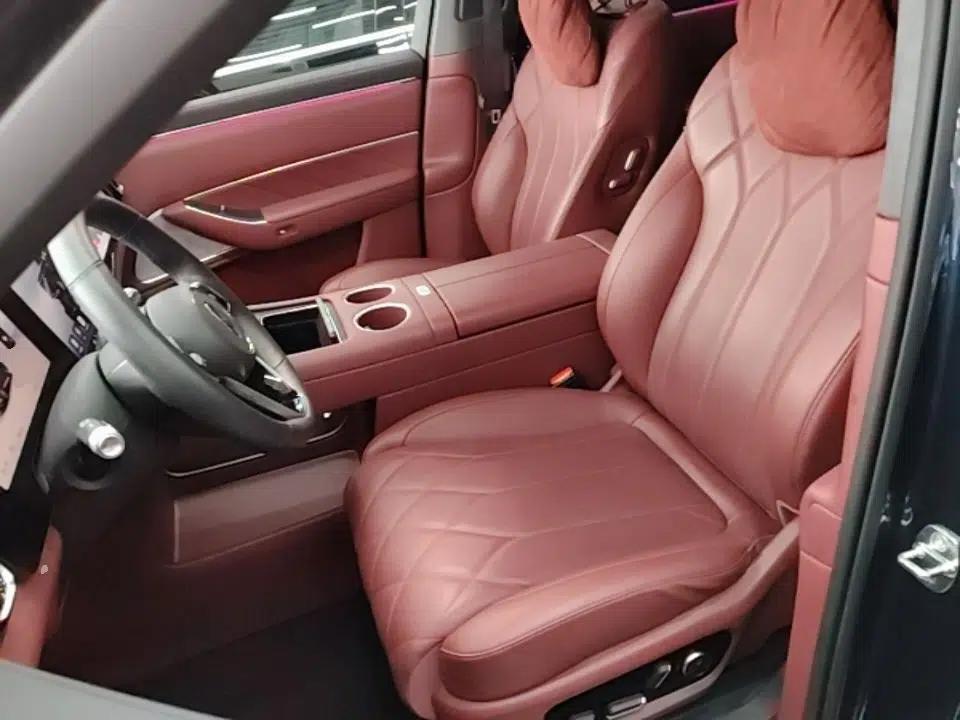 Hima AITO M8 2025 Extended-Range Ultra Version 53.4 kWh 5-Seater Edition — миниатюра 17