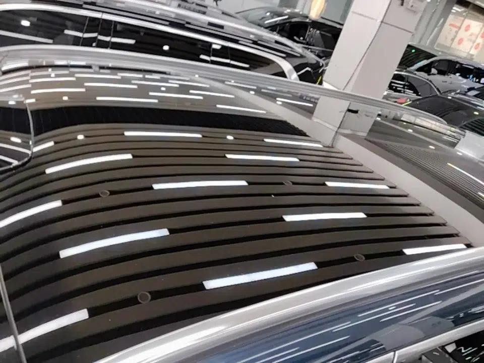 Hima AITO M8 2025 Extended-Range Ultra Version 53.4 kWh 5-Seater Edition — миниатюра 7