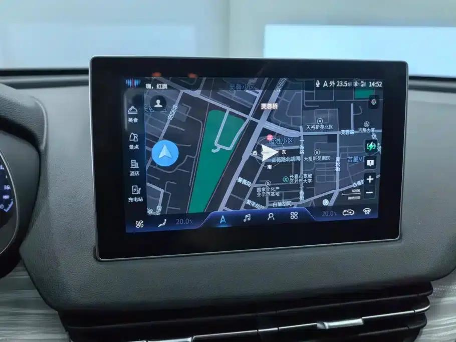 Hongqi E-QM5 2024 500km Travel Edition — миниатюра 13