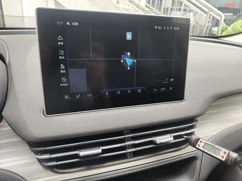 Hongqi E-QM5 2023 Model 560km PLUS — миниатюра 13