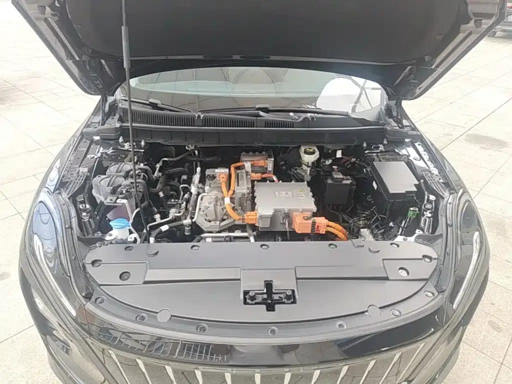 Hongqi E-QM5 2023 Model 560km PLUS — миниатюра 20
