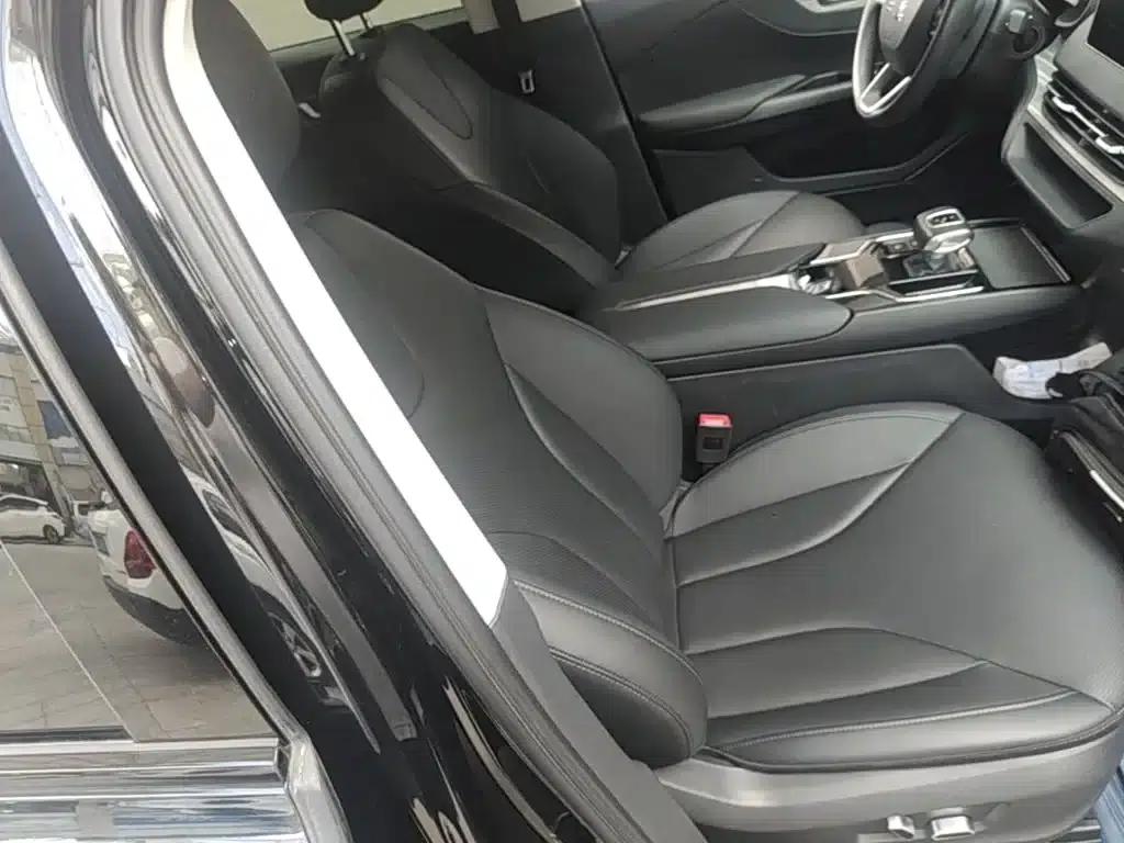 Hongqi E-QM5 2023 Model 560km PLUS — миниатюра 25