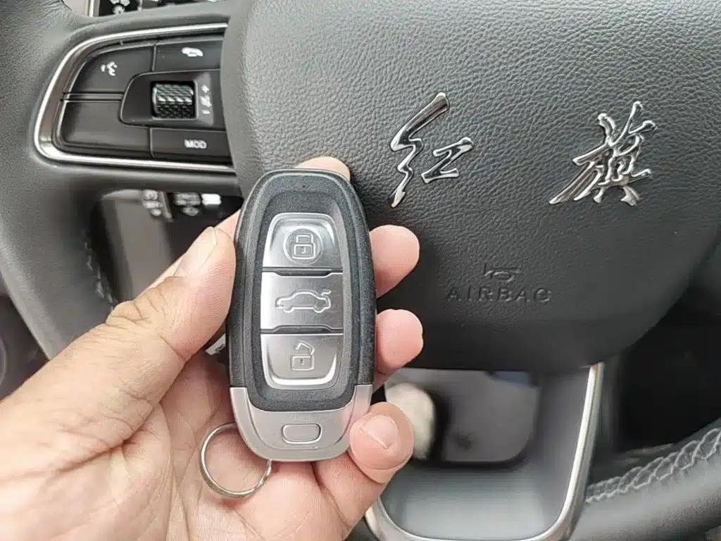 Hongqi E-QM5 2023 Model 560km PLUS — миниатюра 9