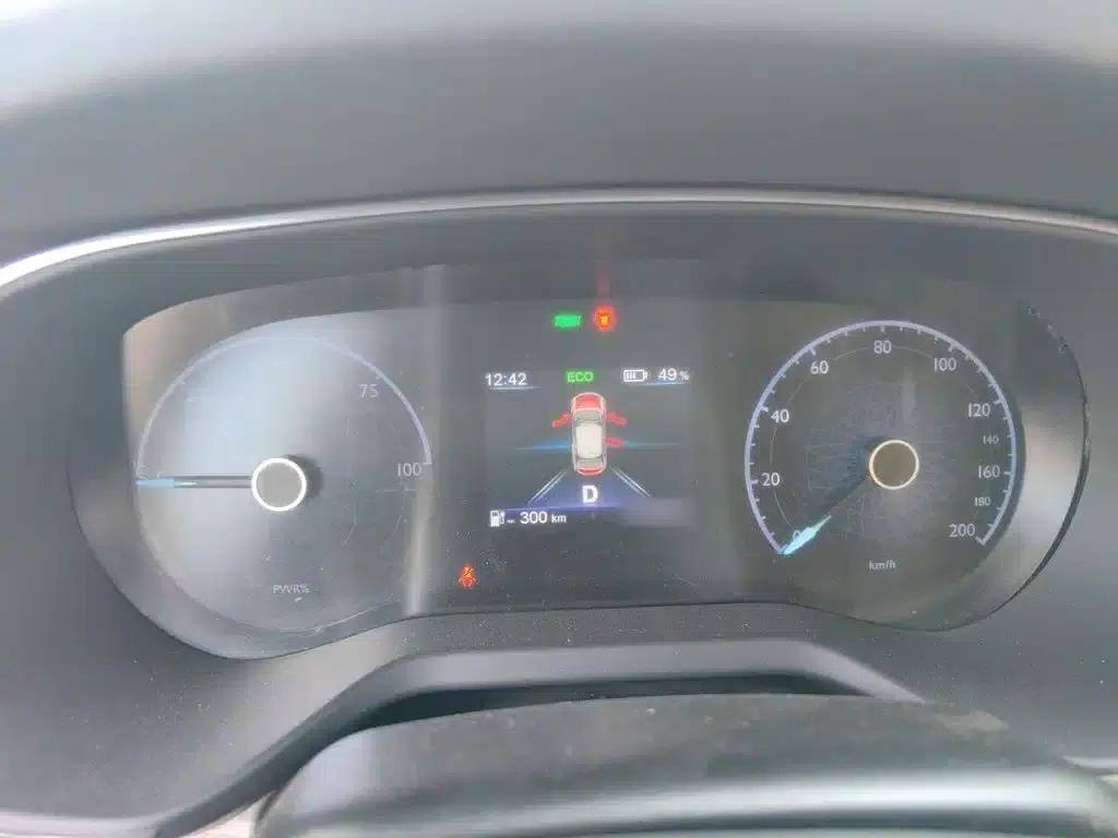 Hongqi E-QM5 2023 Model 620km PLUS — миниатюра 4