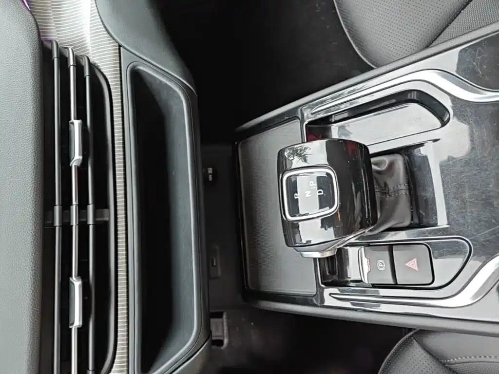 Hongqi E-QM5 2022 Model, 431km Charging Enjoyment Edition — миниатюра 14