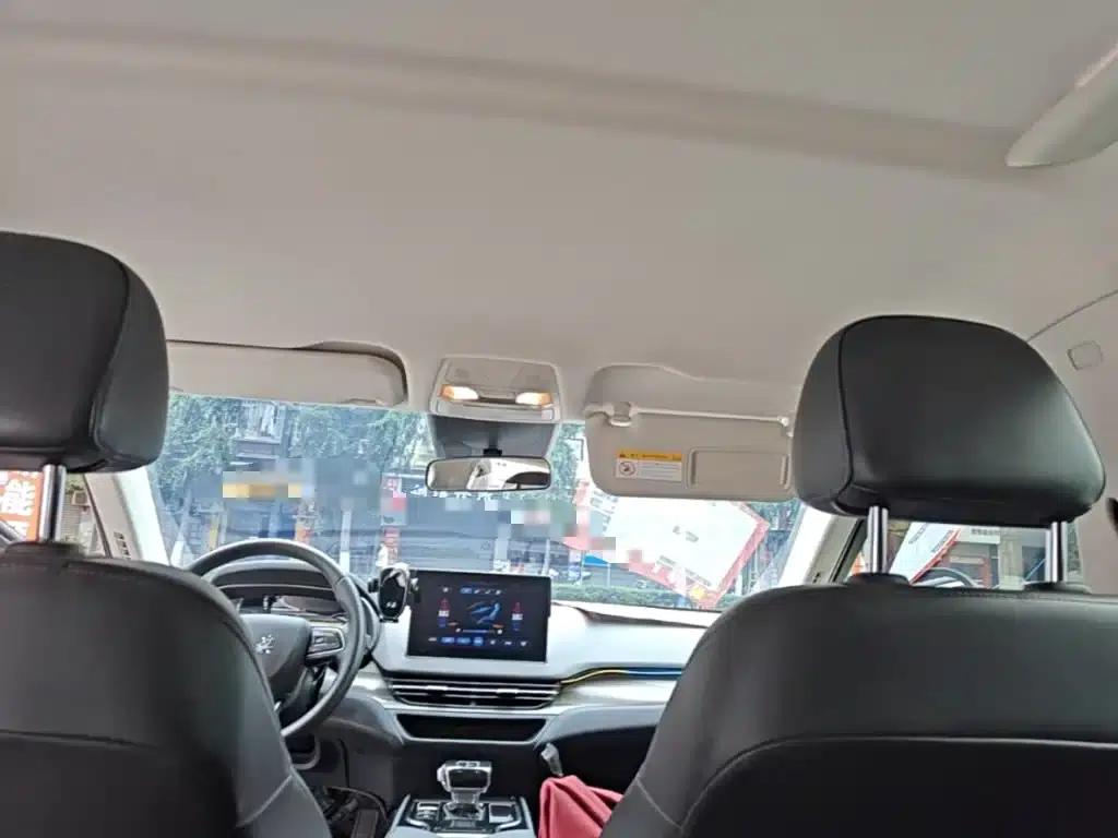 Hongqi E-QM5 2022 Model, 431km Charging Enjoyment Edition — миниатюра 18