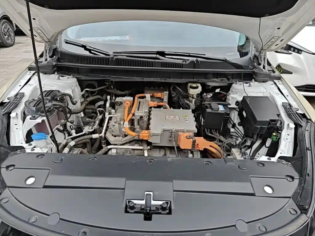Hongqi E-QM5 2022 Model, 431km Charging Enjoyment Edition — миниатюра 20