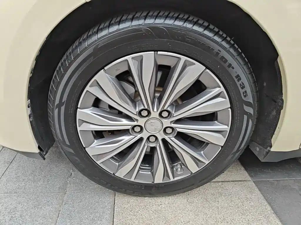 Hongqi E-QM5 2022 Model, 431km Charging Enjoyment Edition — миниатюра 23