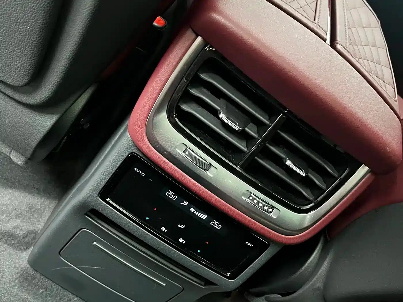 Hongqi E-HS9 2022 Model 690km Flagship Edition (Six Seats) — миниатюра 12