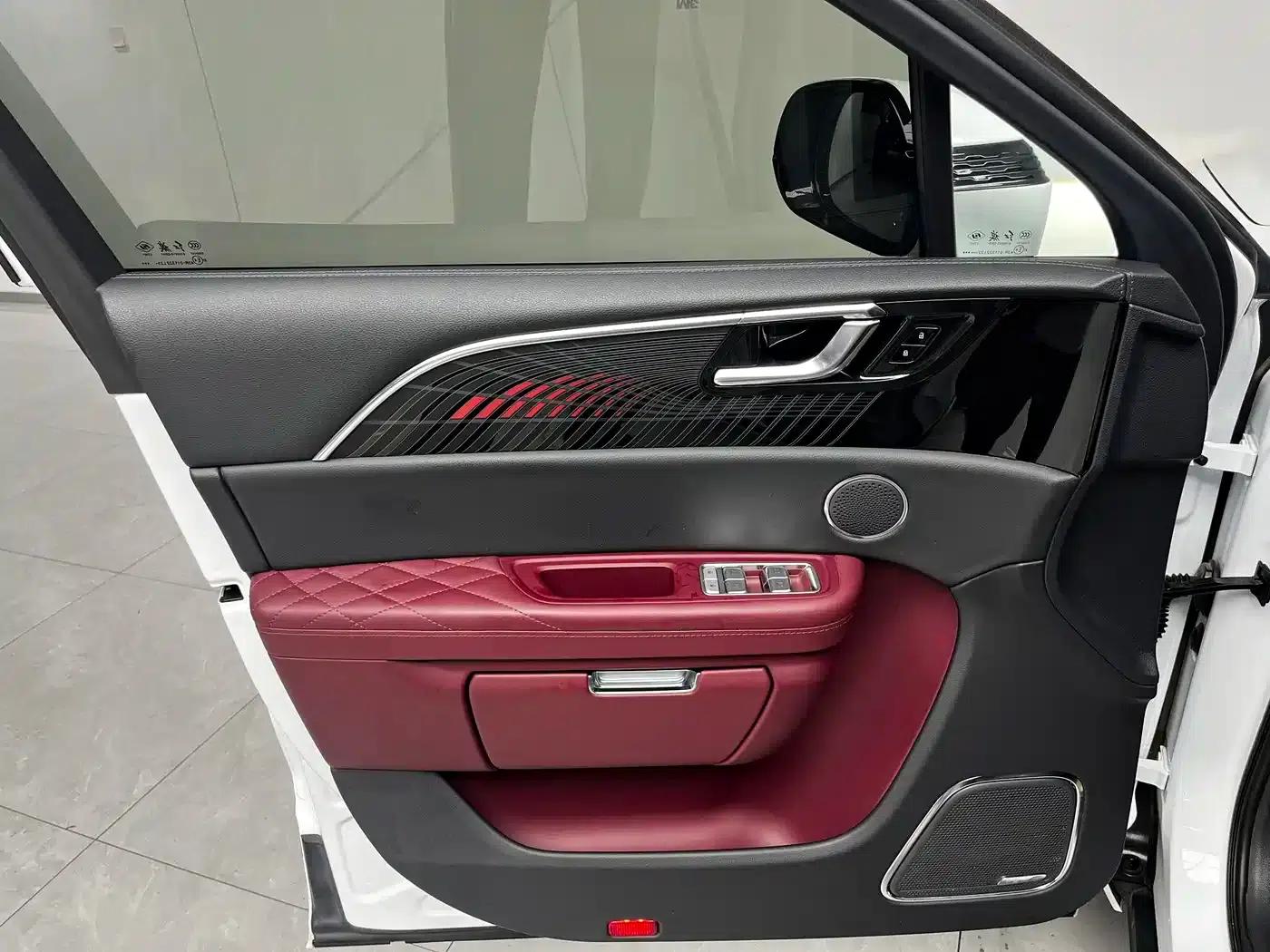 Hongqi E-HS9 2022 Model 690km Flagship Edition (Six Seats) — миниатюра 14