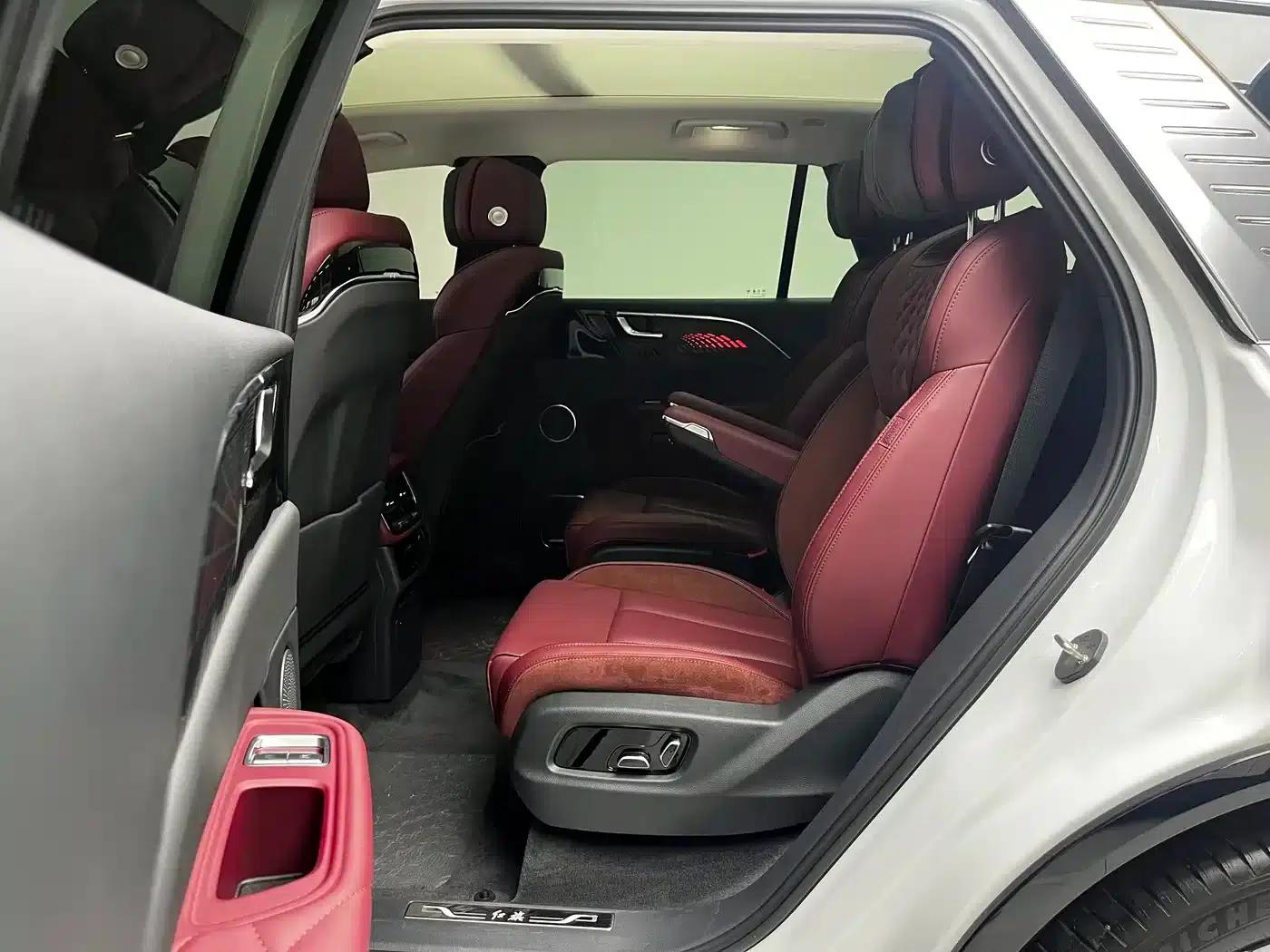 Hongqi E-HS9 2022 Model 690km Flagship Edition (Six Seats) — миниатюра 7
