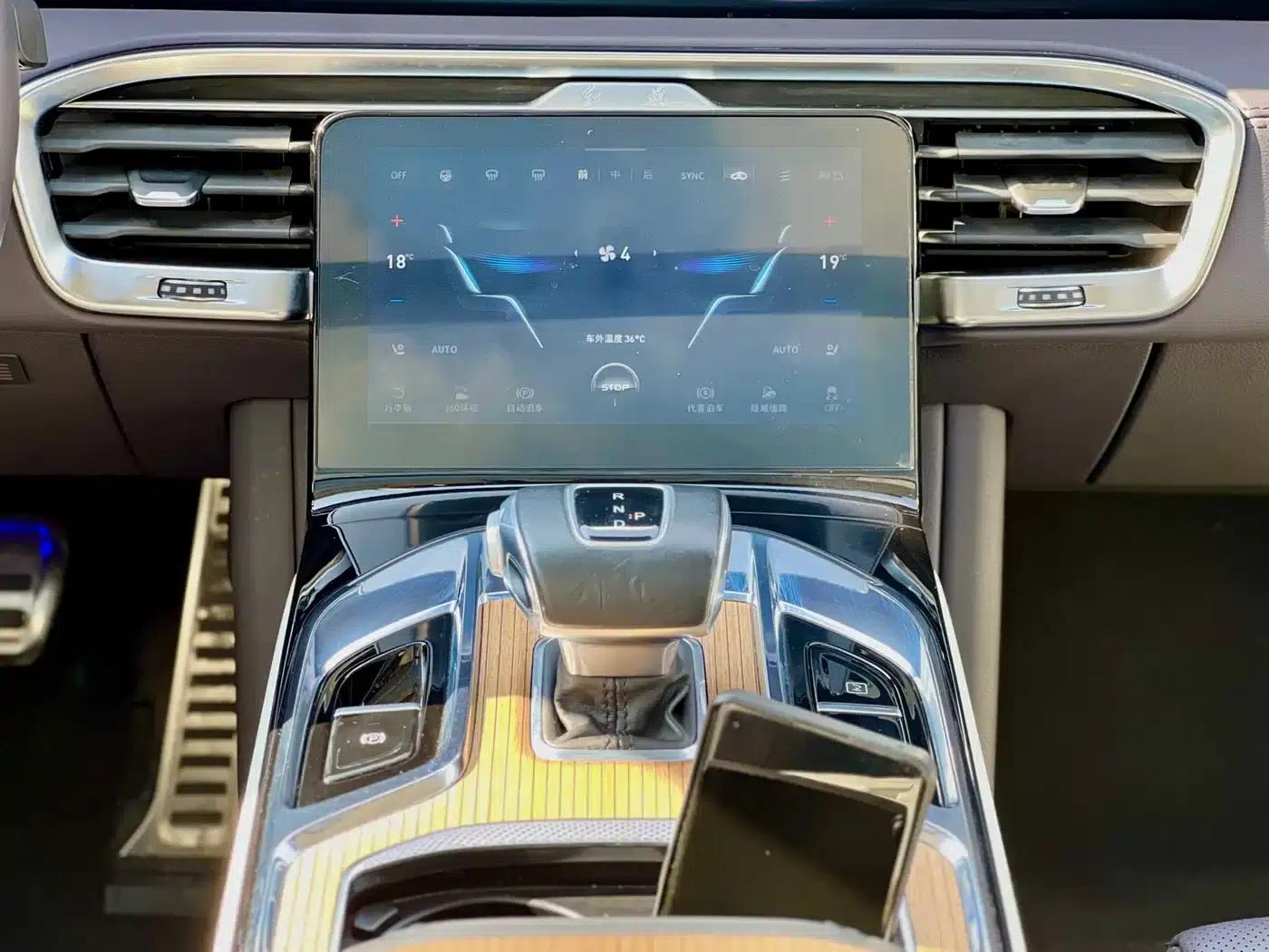 Hongqi E-HS9 2021 Model 510km Flagship Edition Six-Seater — миниатюра 12