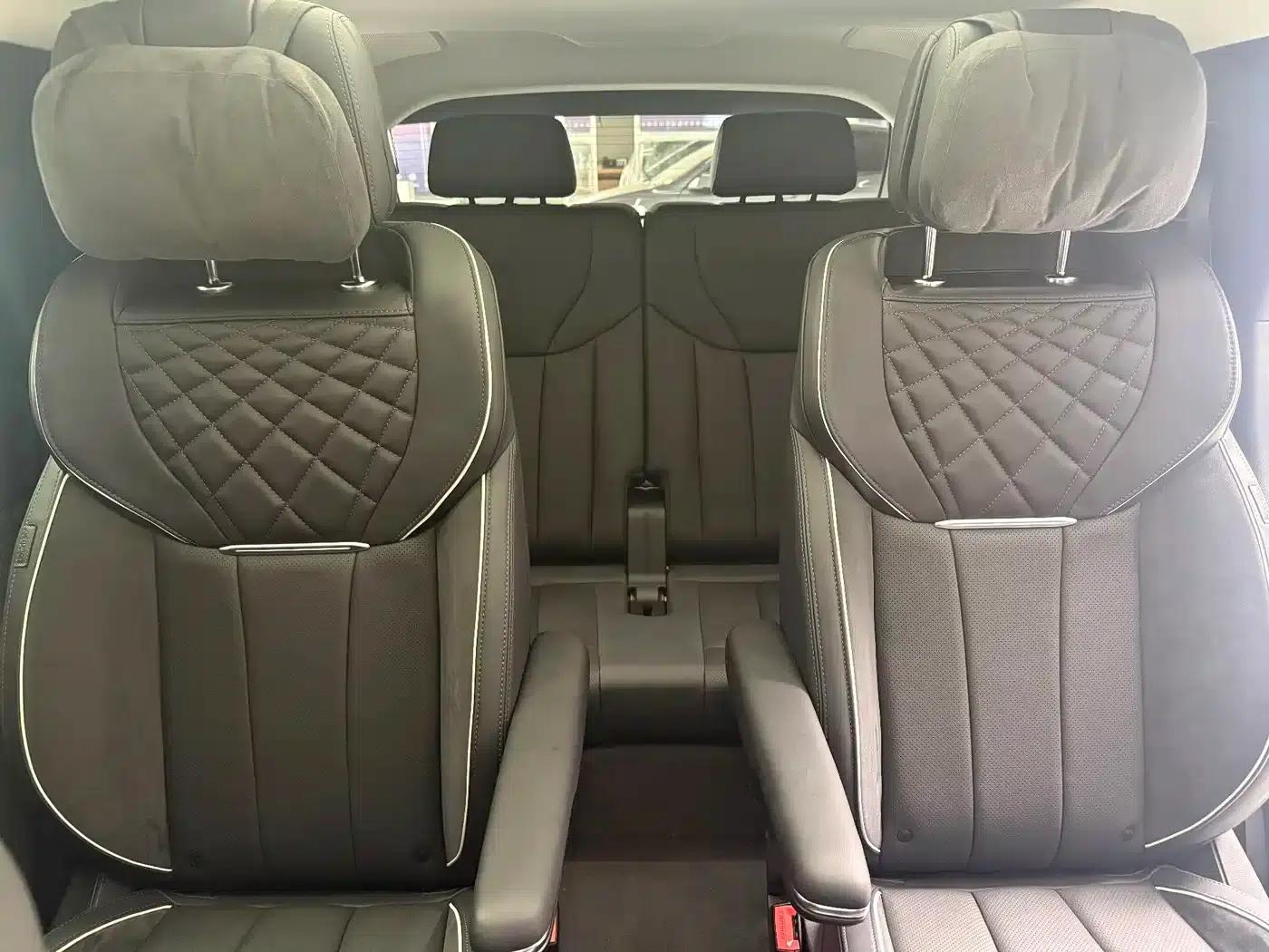 Hongqi E-HS9 2022 Model 690km Flagship Edition (Six Seats) — миниатюра 9
