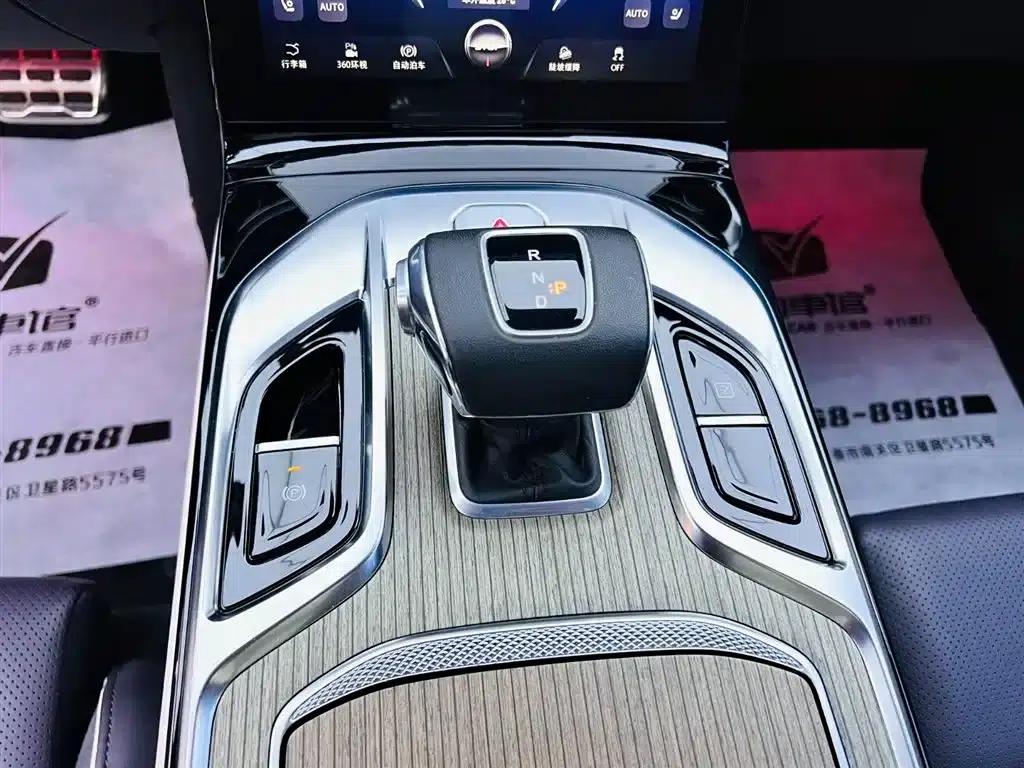 Hongqi E-HS9 2022 Model 690km Flagship Edition (Six Seats) — миниатюра 14