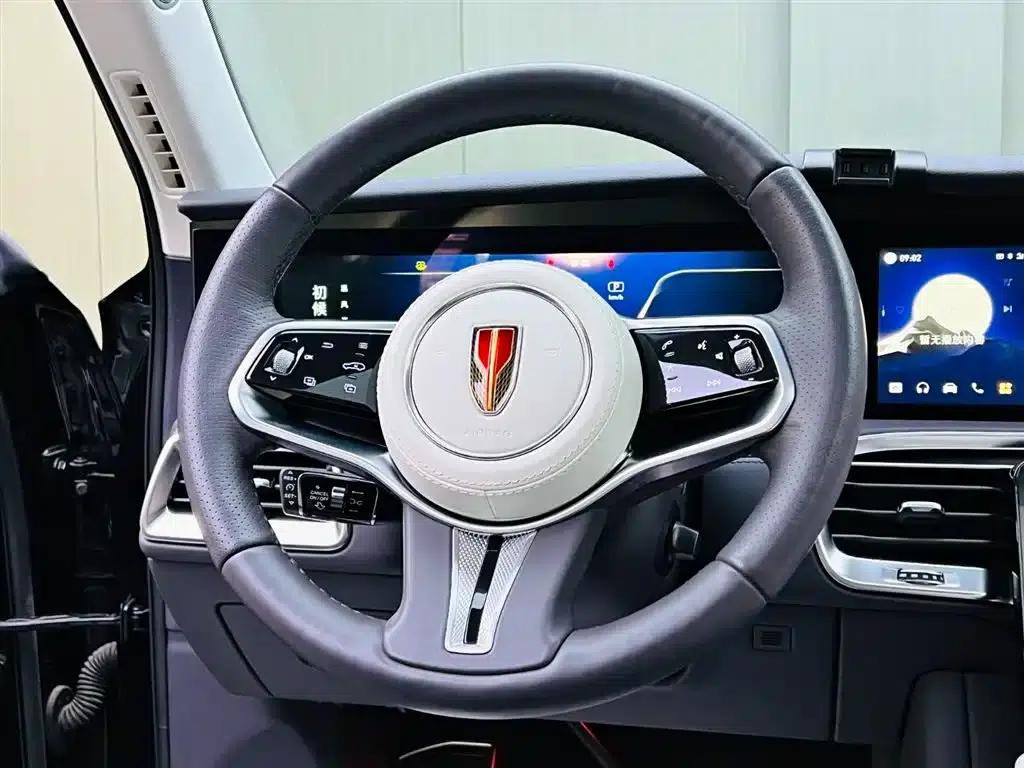 Hongqi E-HS9 2022 Model 690km Flagship Edition (Six Seats) — миниатюра 10
