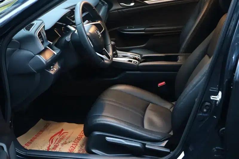 2016 Civic 220TURBO CVT Luxury Edition — миниатюра 12