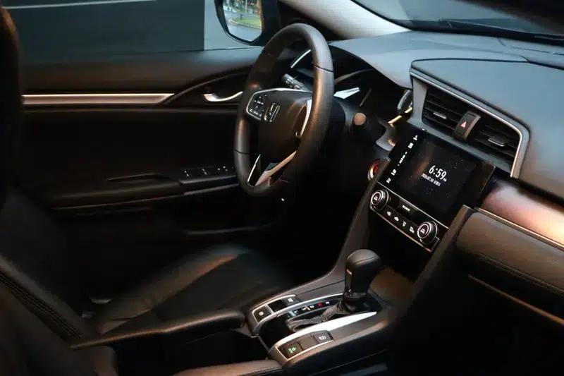 2016 Civic 220TURBO CVT Luxury Edition — миниатюра 7
