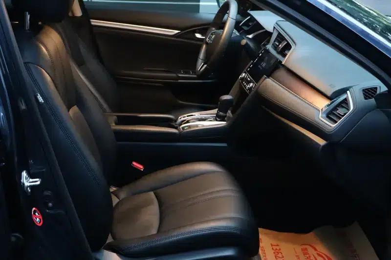 2016 Civic 220TURBO CVT Luxury Edition — миниатюра 8