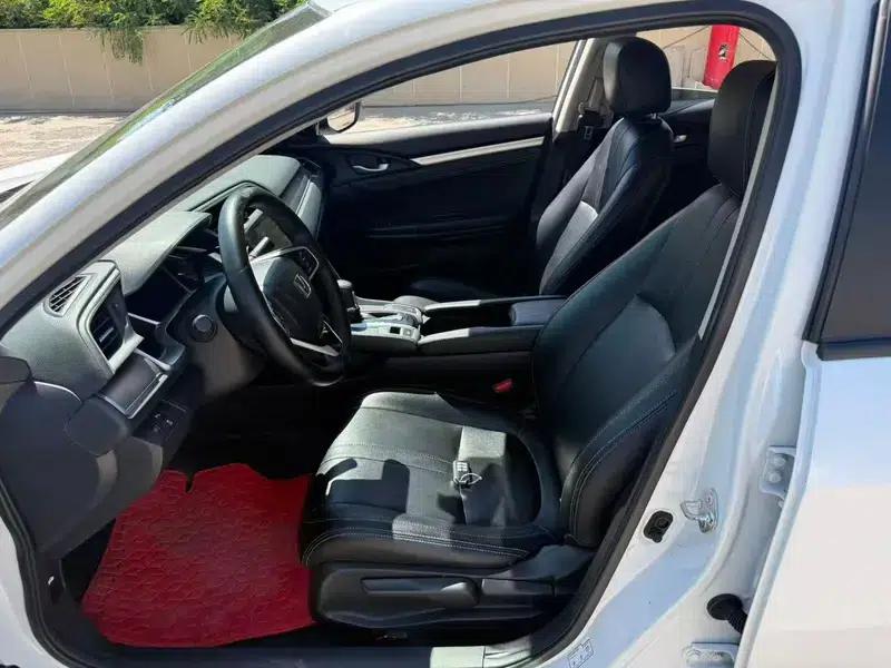 2016 Civic 220TURBO CVT Luxury Edition — миниатюра 8