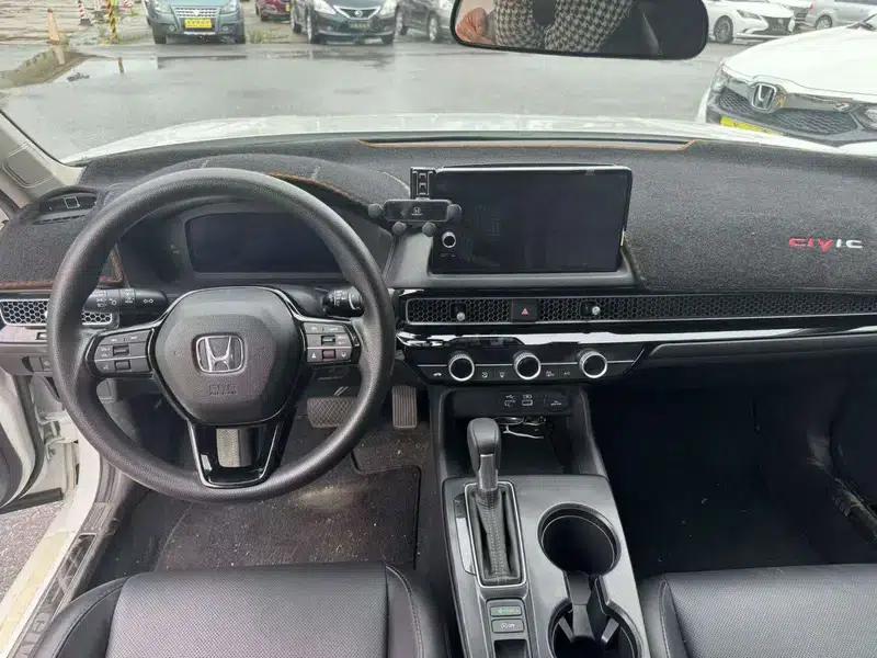 Civic 2022 240TURBO CVT Sporty C-Stage Special Edition — миниатюра 9
