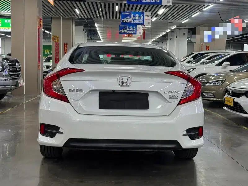 2016 Civic 220TURBO CVT Luxury Edition — миниатюра 5