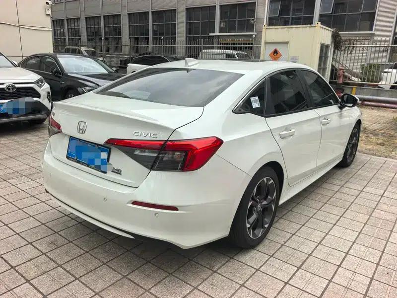 2022 Civic 240TURBO CVT Sporty Edition — миниатюра 6