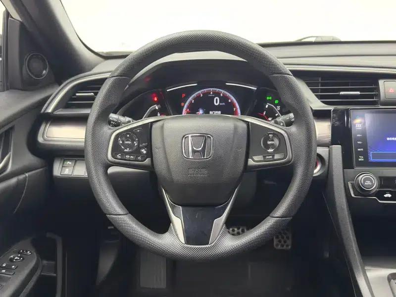 Civic 2020 HATCHBACK 220TURBO CVT Trendy and Cool — миниатюра 16