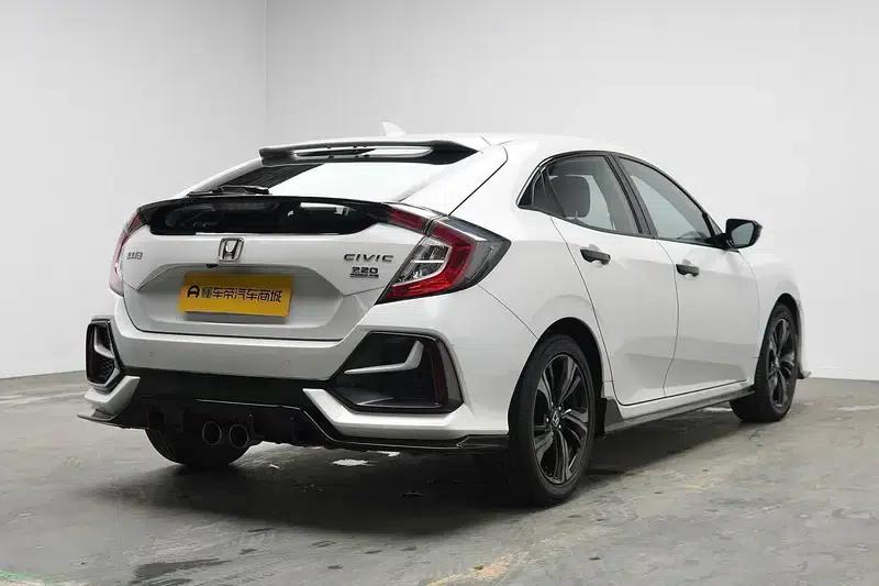 Civic 2020 HATCHBACK 220TURBO CVT Trendy and Cool — миниатюра 7