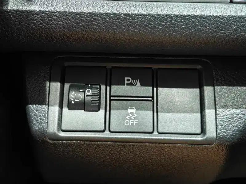 2016 Civic 220TURBO CVT Luxury Edition — миниатюра 12