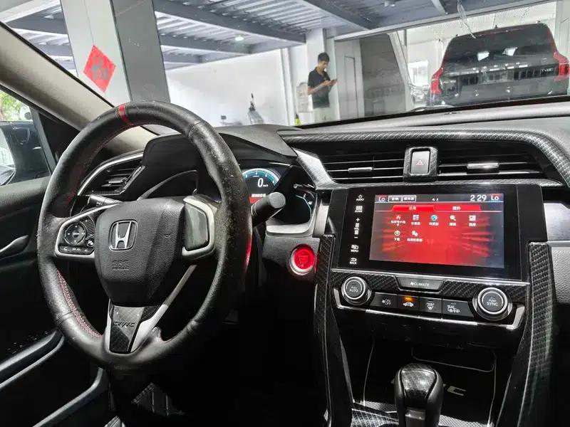 2016 Civic 220TURBO CVT Luxury Edition — миниатюра 25