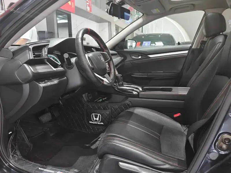 2016 Civic 220TURBO CVT Luxury Edition — миниатюра 27