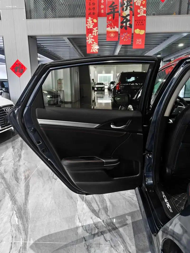 2016 Civic 220TURBO CVT Luxury Edition — миниатюра 30