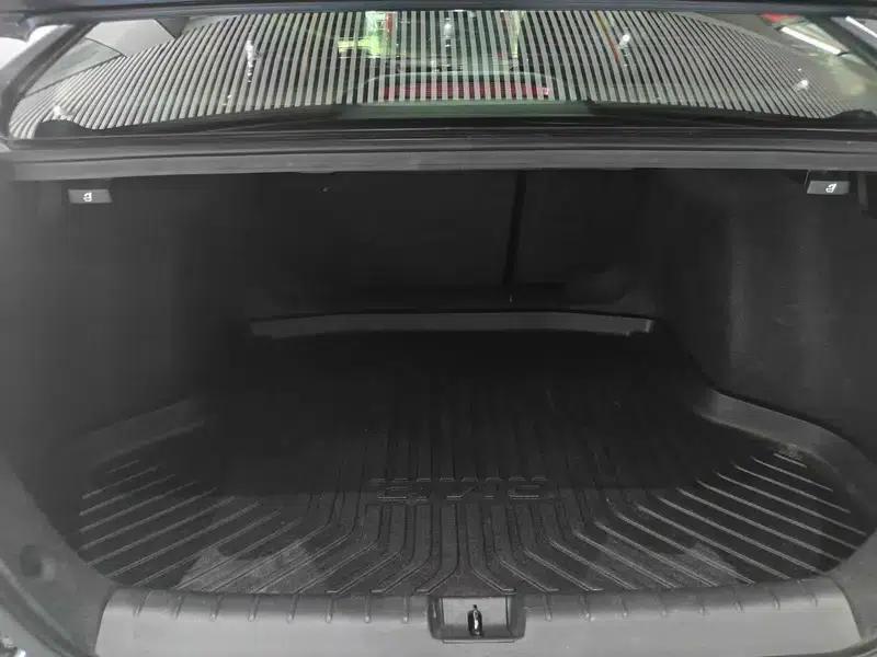 2016 Civic 220TURBO CVT Luxury Edition — миниатюра 31
