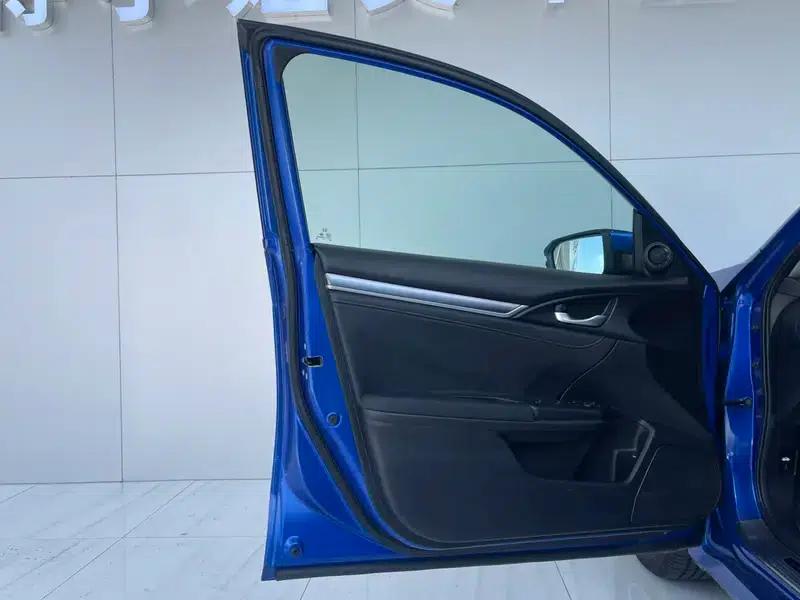 2016 Civic 220TURBO CVT Premium Edition — миниатюра 28