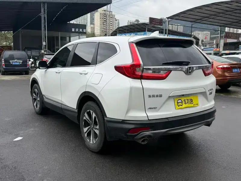 Honda CR-V 2017 240TURBO CVT 4WD Luxury Edition — миниатюра 4