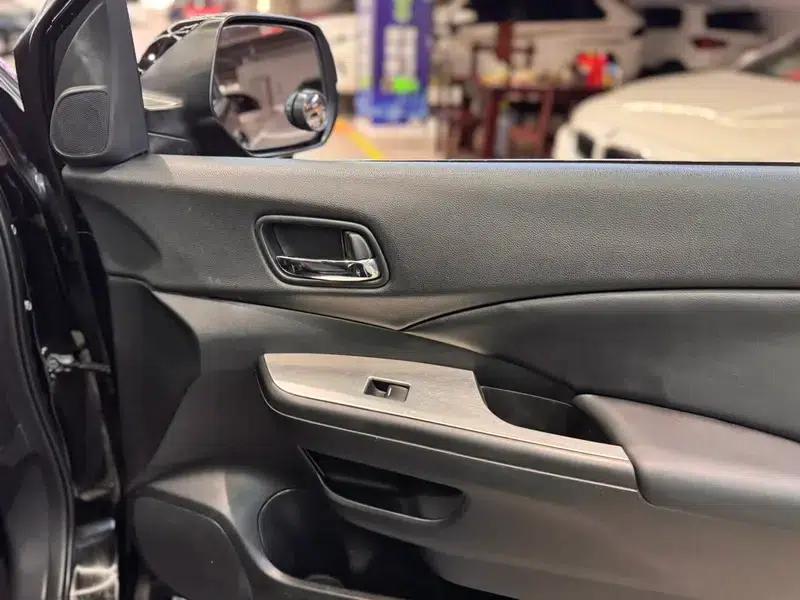 Honda CR-V 2015 2.0L 2WD Fashion Edition — миниатюра 12