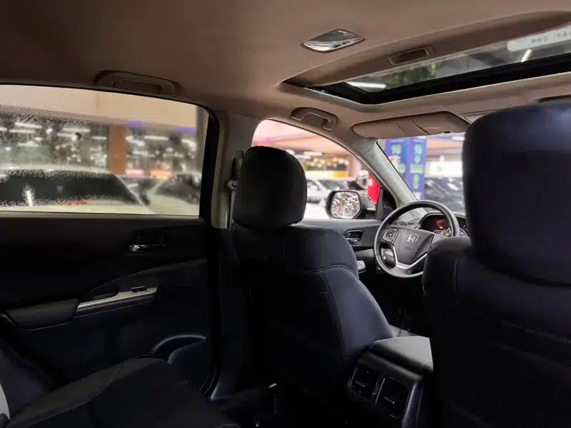 Honda CR-V 2015 2.0L 2WD Fashion Edition — миниатюра 31